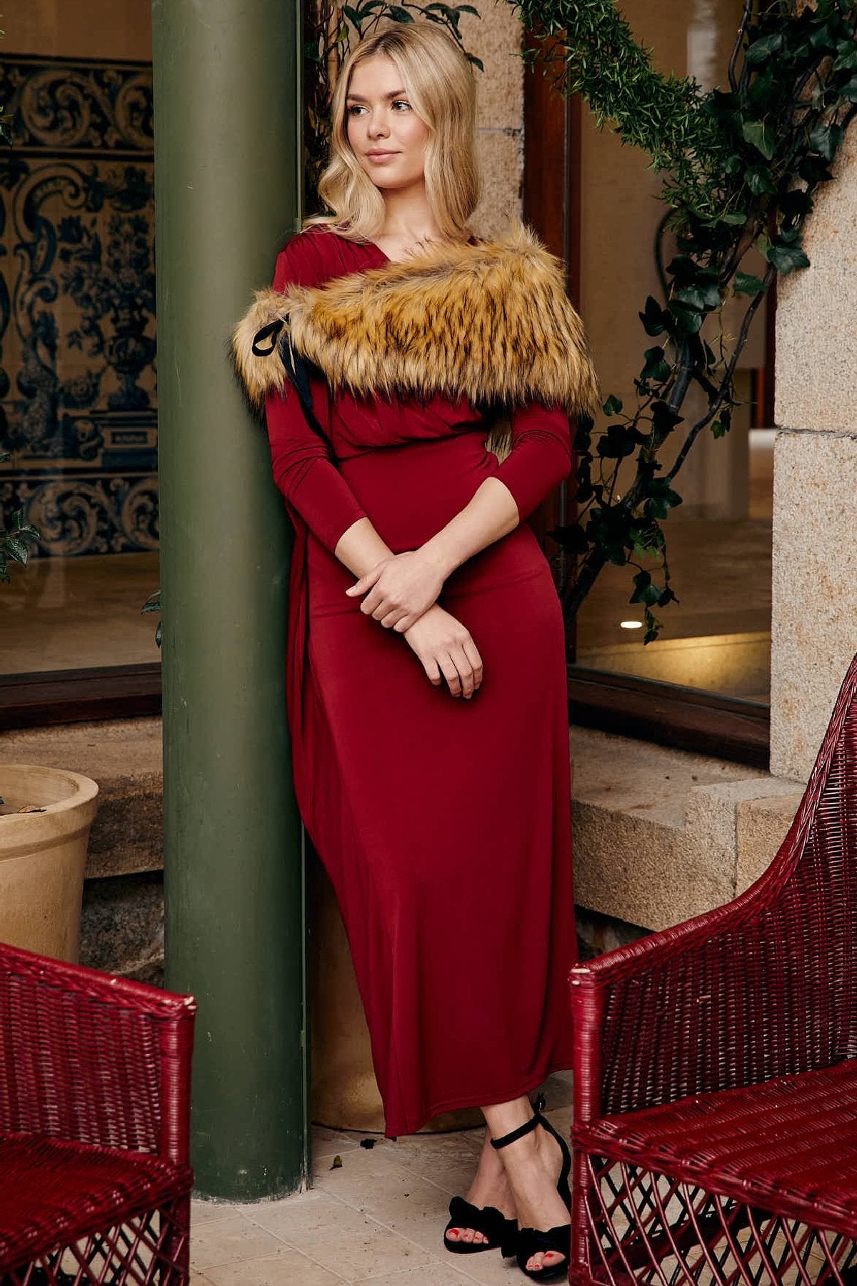 estolas-para-bodas-originales-686low-1.jpg